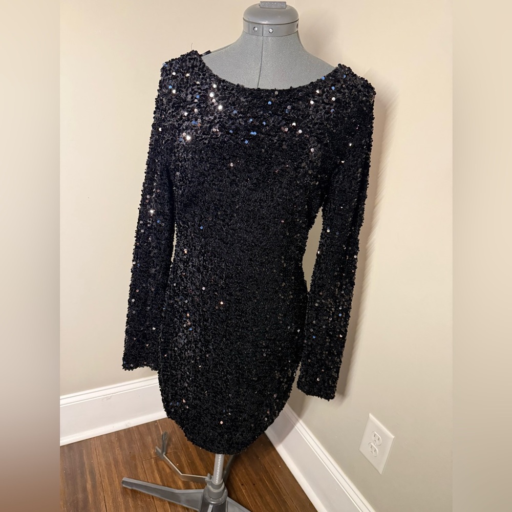 Glamorous Black Sequin Long Sleeve Dress- crystal Sky - L